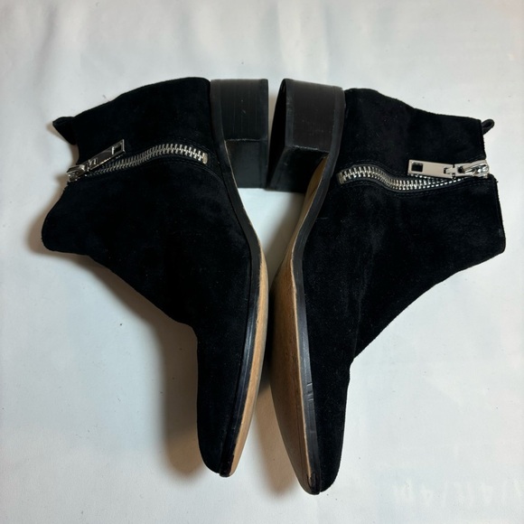 DOLCE VITA Sz 9 Marra Booties Double Zipper Onyx Black Stacked Heel Suede Ankle - Picture 4 of 9